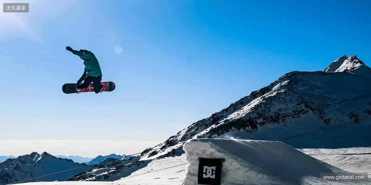 📱 指尖掌控，全球赛事！随时随地，精彩尽在眼前！